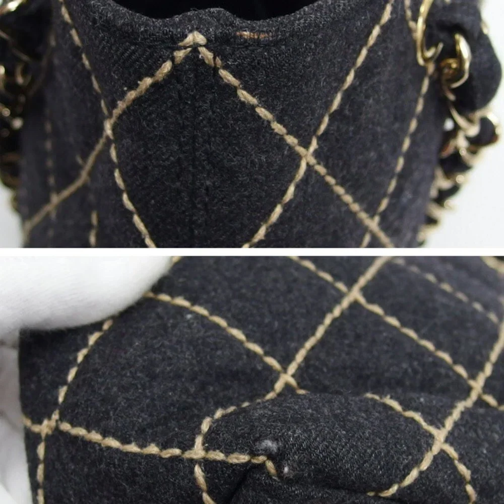 CHANEL Black Logo Shoulder Bag